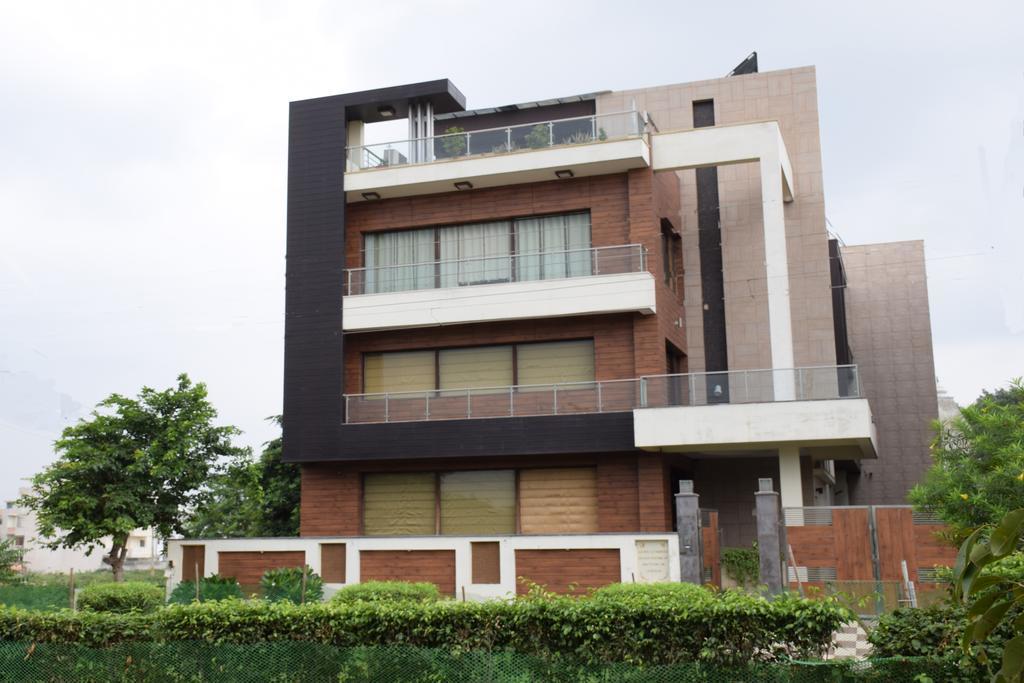 When In Gurgaon - Service Apartments, Near Medanta Medicity Delhi  Luaran gambar